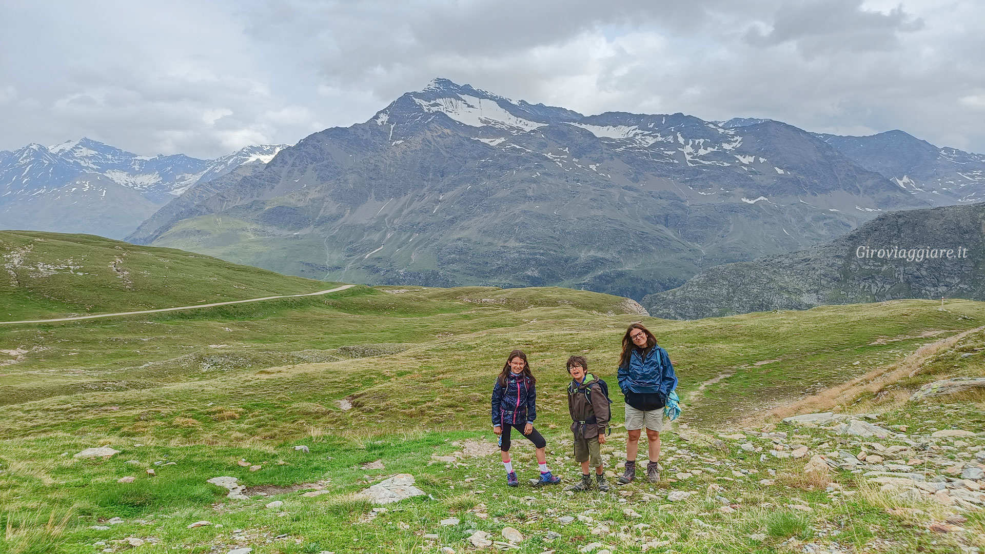 Sotto al rifugio si gode di questo panorama